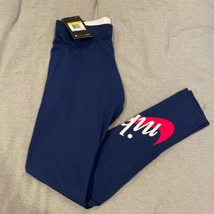 Nike Tight Fit leggings